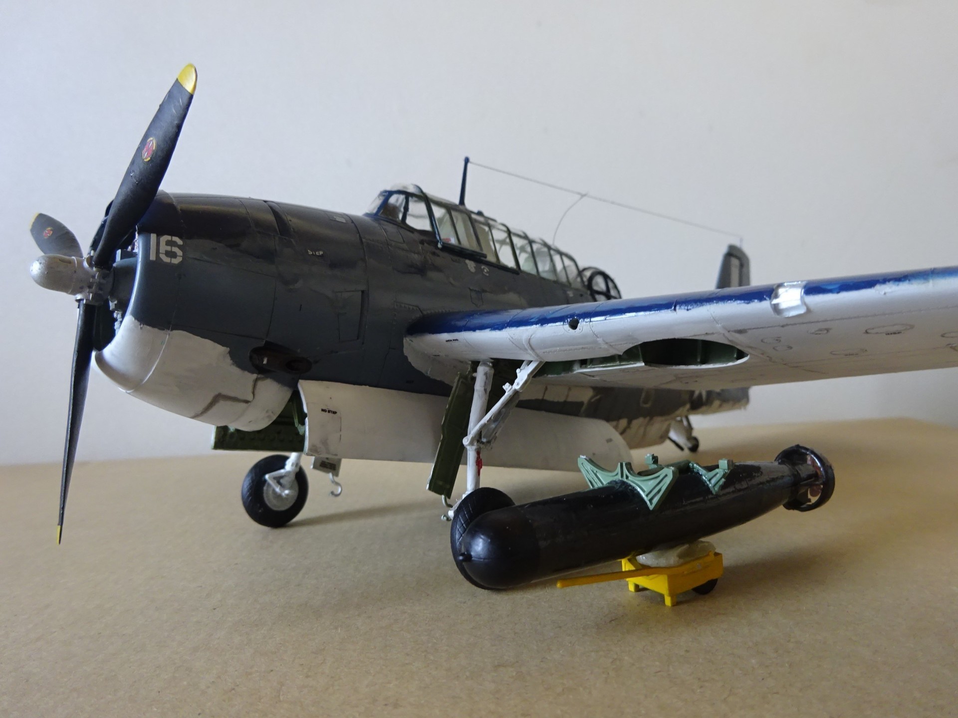 WW.II アメリカ海軍 雷撃機 TBF-1 アベンジャー (プラモデル